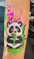 Pochoir en Mylar représentant panda gourmand qui mange un bamboo